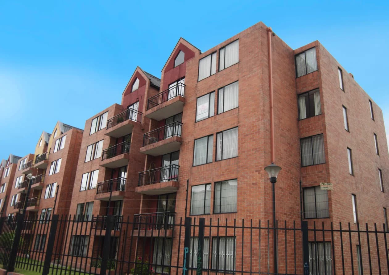 Conjunto residencial Agapantos 1 - Vista General de la Obra