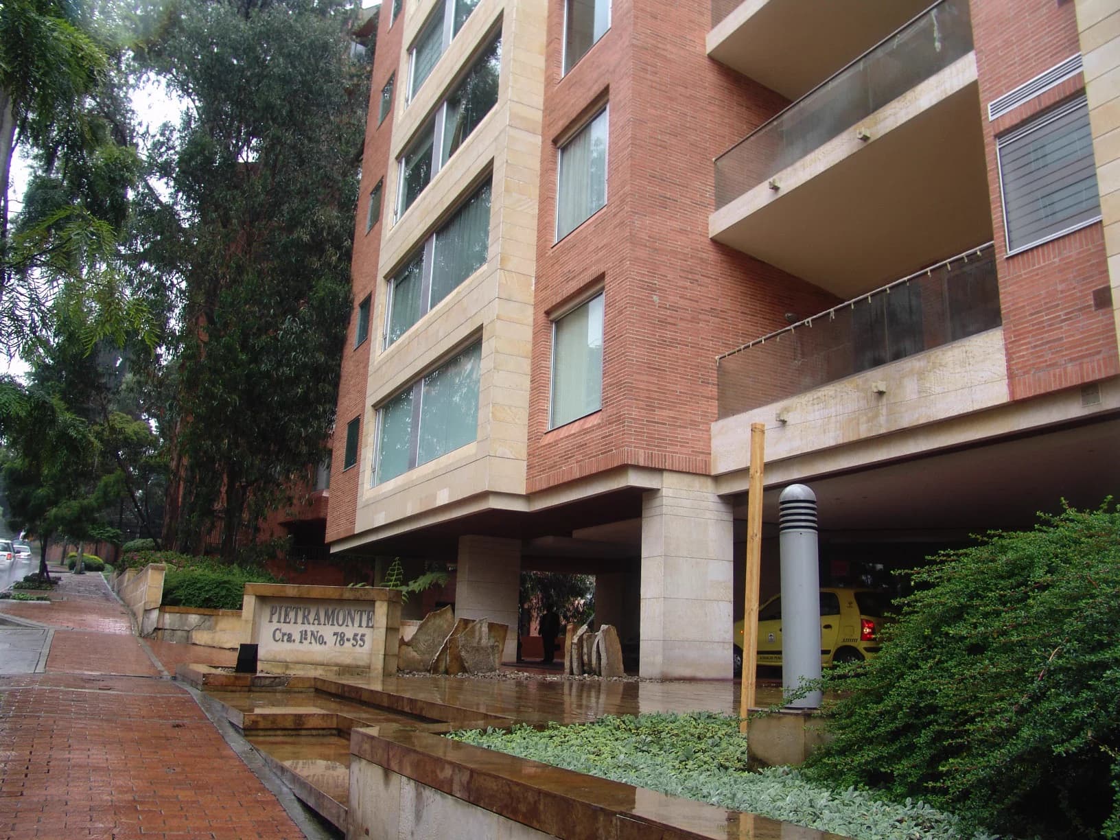 Edificio pietramonte - Vista General de la Obra