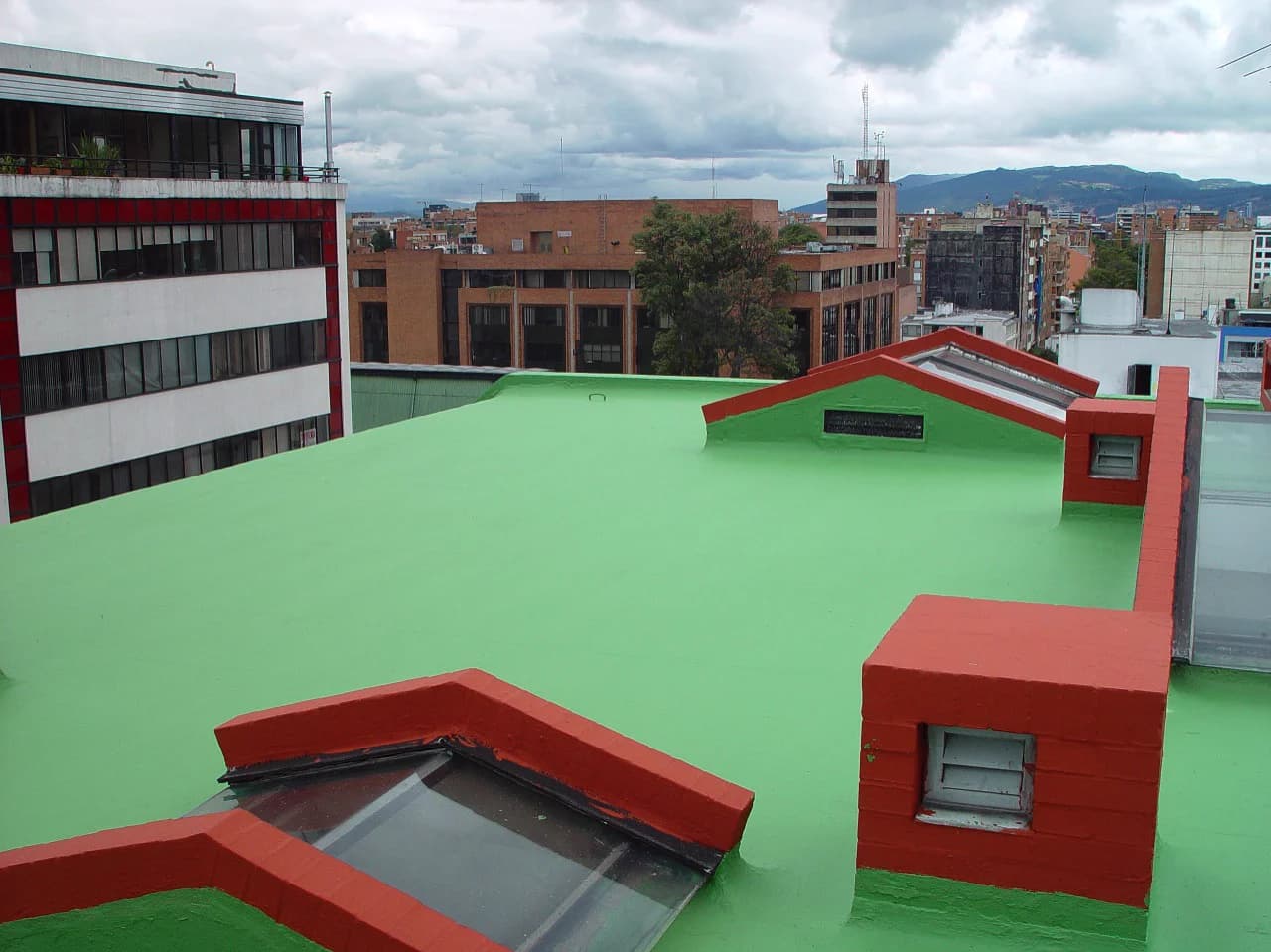 Edificio San Sebastian del Country - Vista General de la Obra
