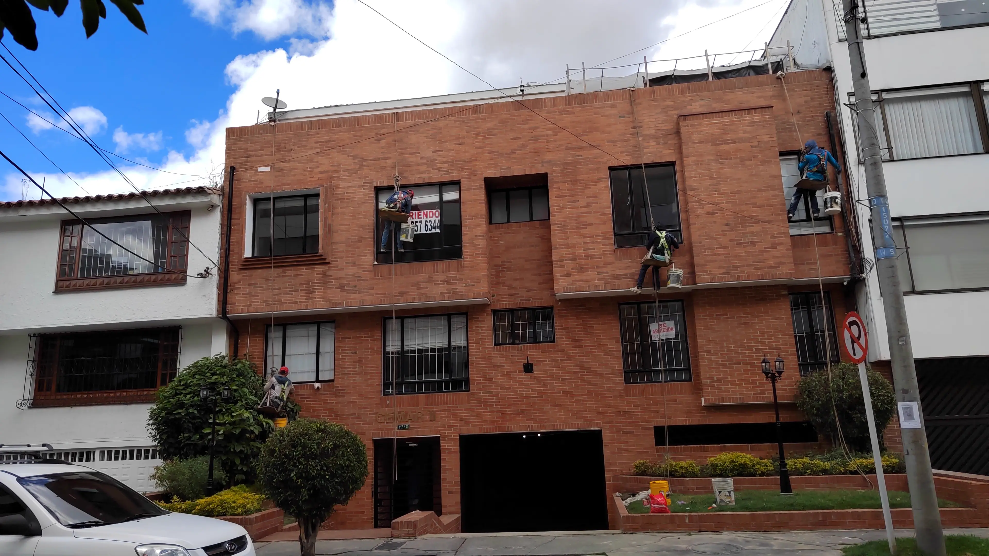 EDIFICIO MULTIFAMILIAR GEMAR PH - Vista General de la Obra